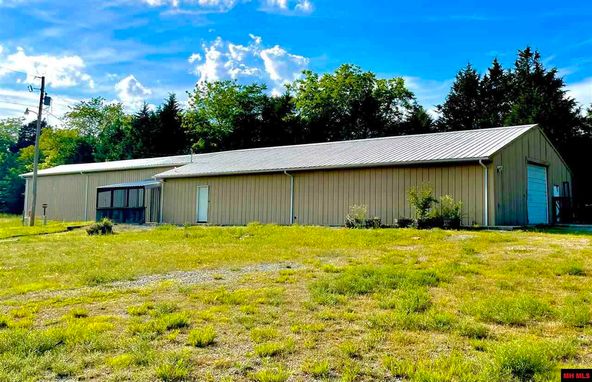 223 Marion County 7015, Flippin, AR 72634